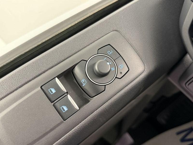 Ford Tourneo Custom 320L2H1 2.0 Eco 136cv Titanium 9 posti