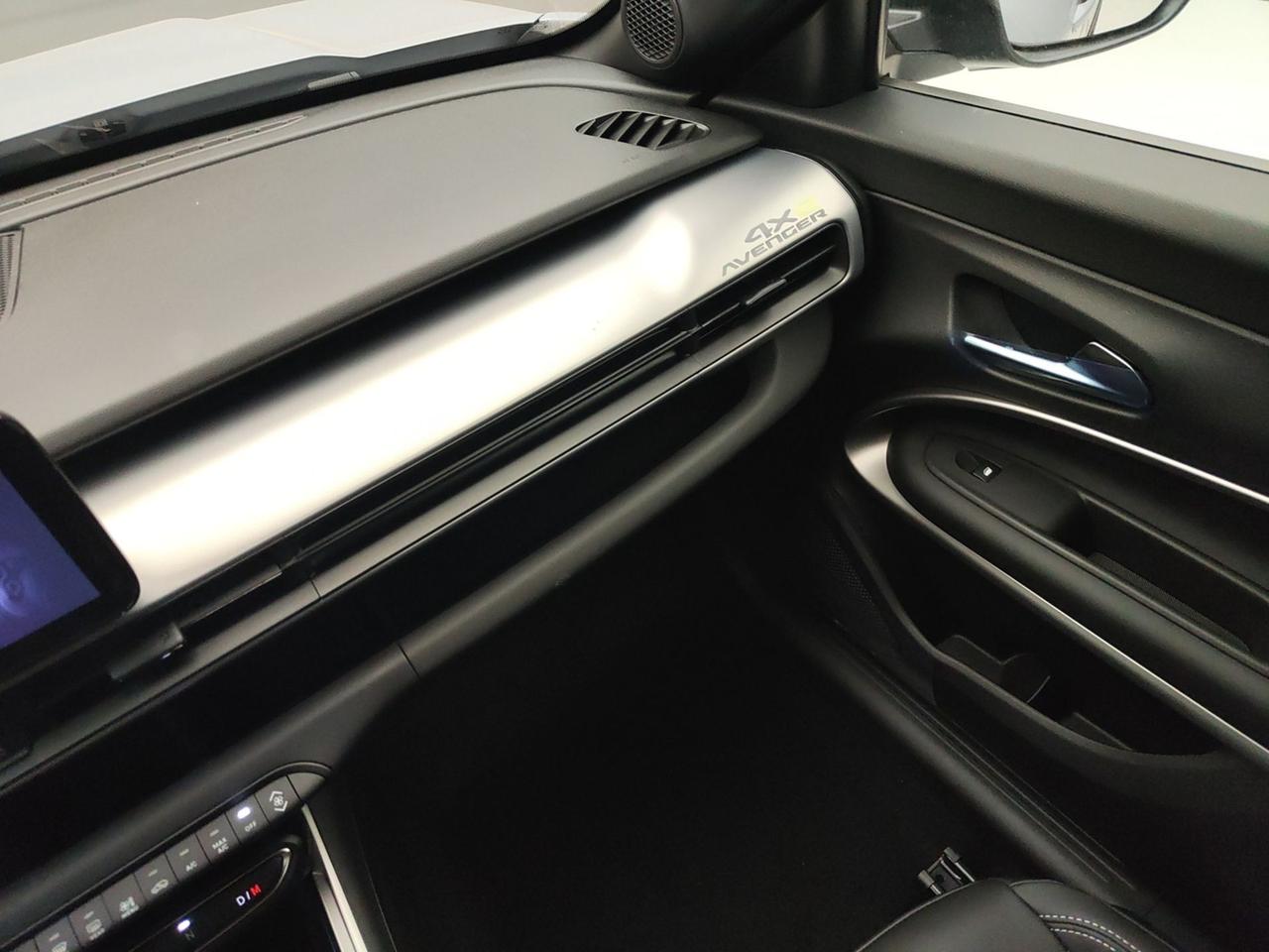 JEEP Avenger 1.2 E-HYBRID 145CV UPLAND 4XE EDCT6