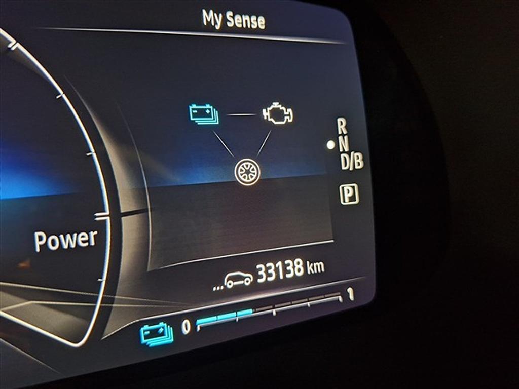 Renault Arkana 1.6 E-TECH Hybrid Engineered Auto