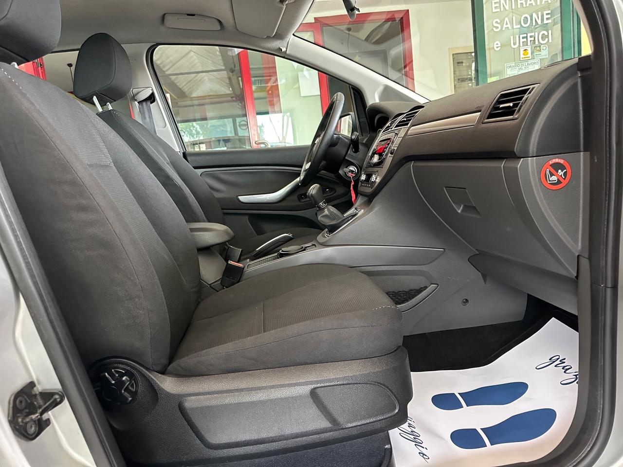 Ford C-Max 1.6 TDCi 110 CV Titanium Neopatentati