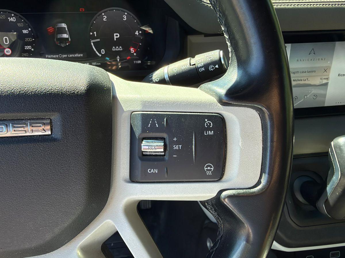LAND ROVER - Defender - 90 3.0D I6 200 CV X-Dynamic SE