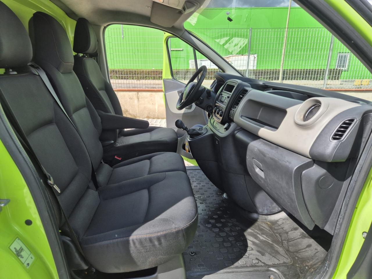 Renault trafic passo lungo 1.6 DCI 120cv