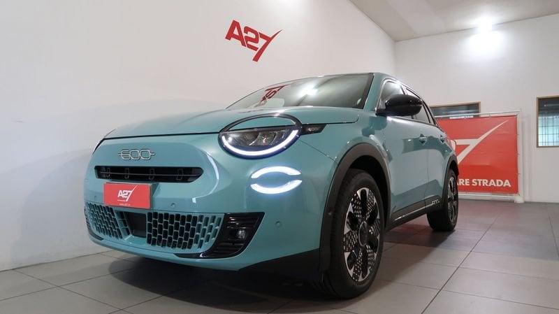 FIAT 600 600 1.2 hybrid La Prima II 145cv auto