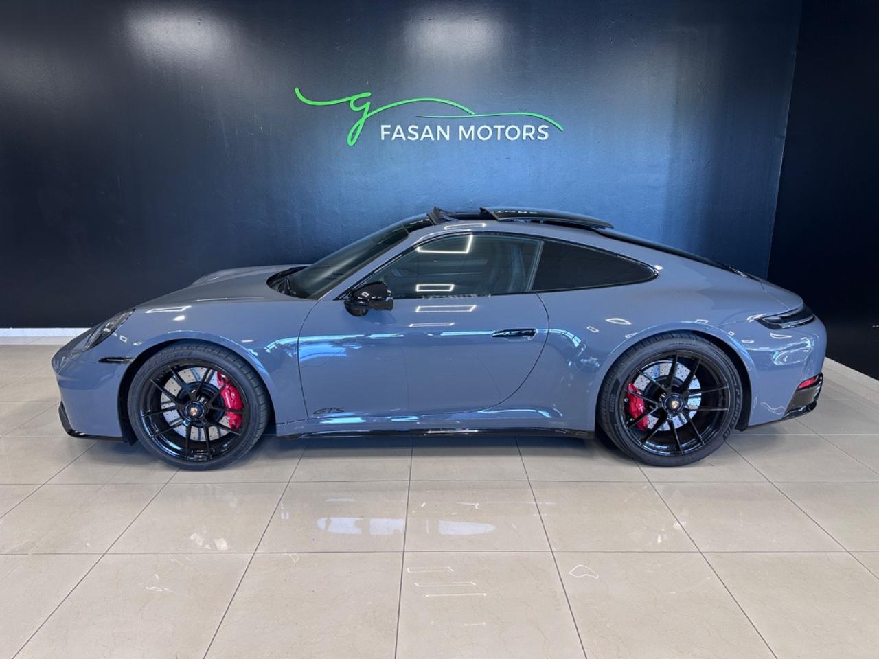 Porsche 911 Coupe 3.6 Carrera 4 GTS auto