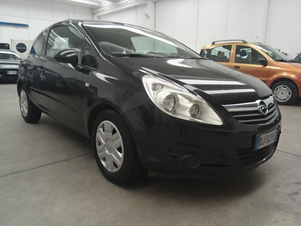 Opel Corsa 1.2 3 porte Club