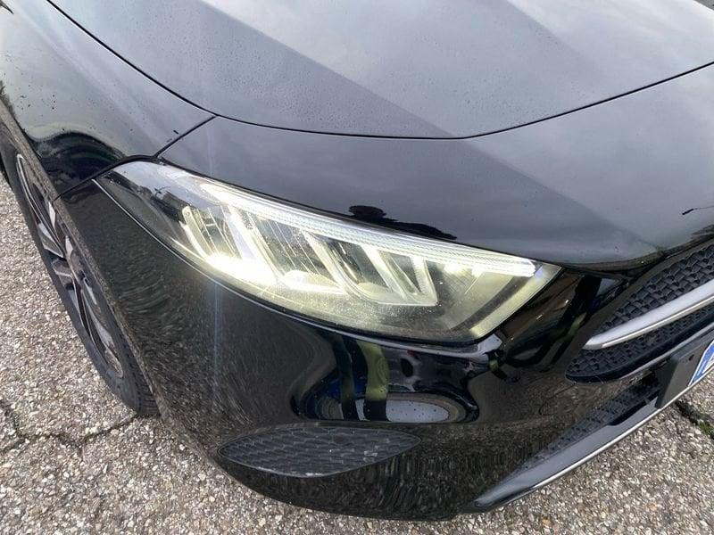 Mercedes-Benz Classe A A 180 d Progressive Advanced auto