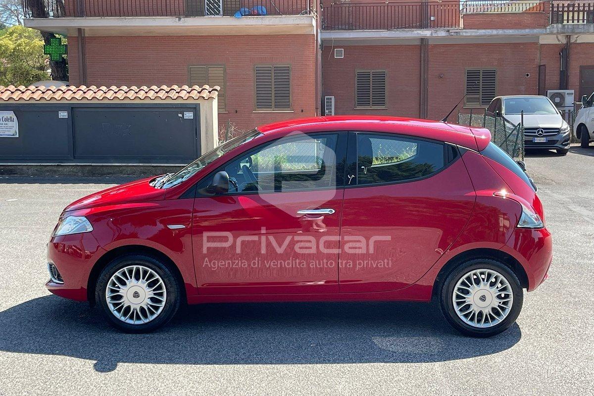 LANCIA Ypsilon 1.2 69 CV 5 porte Silver