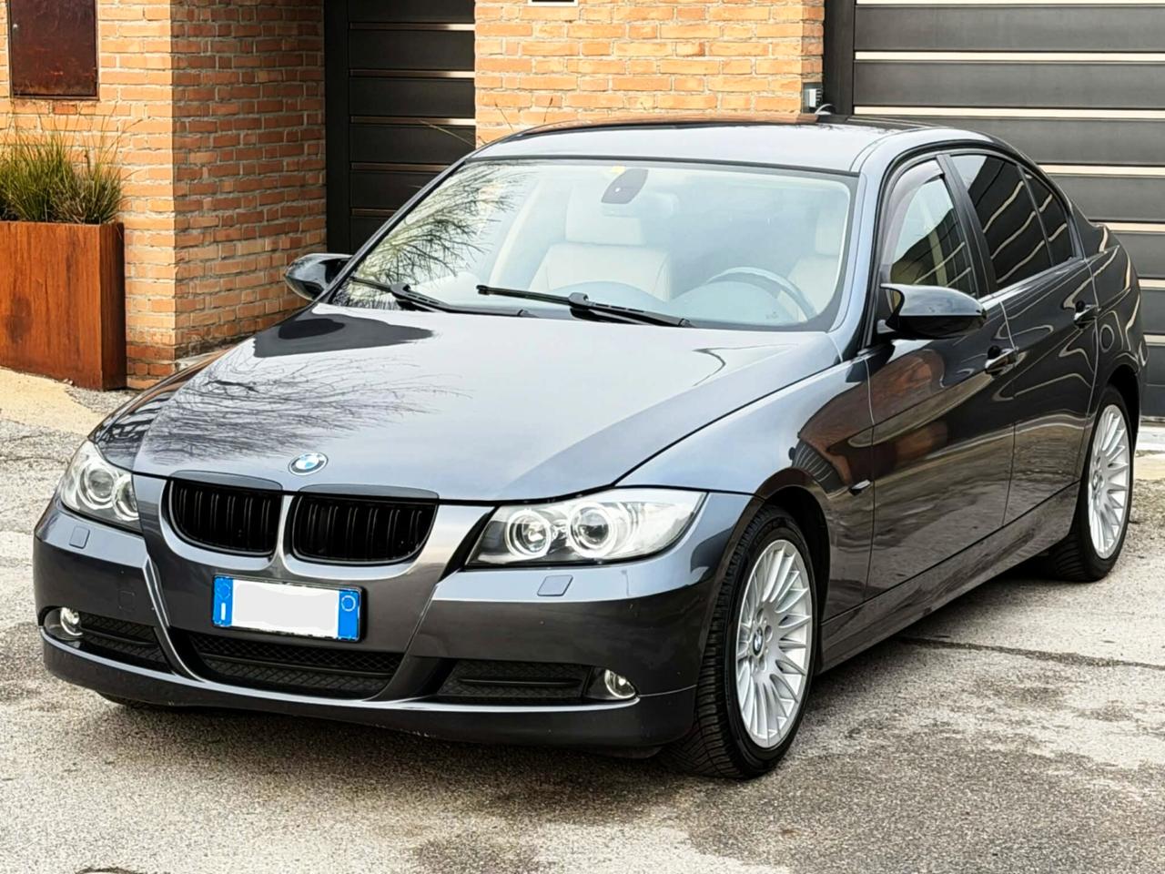 BMW 318i GPL-Berlina-189.000KM-Navi,Xeno,Pelle-FULL