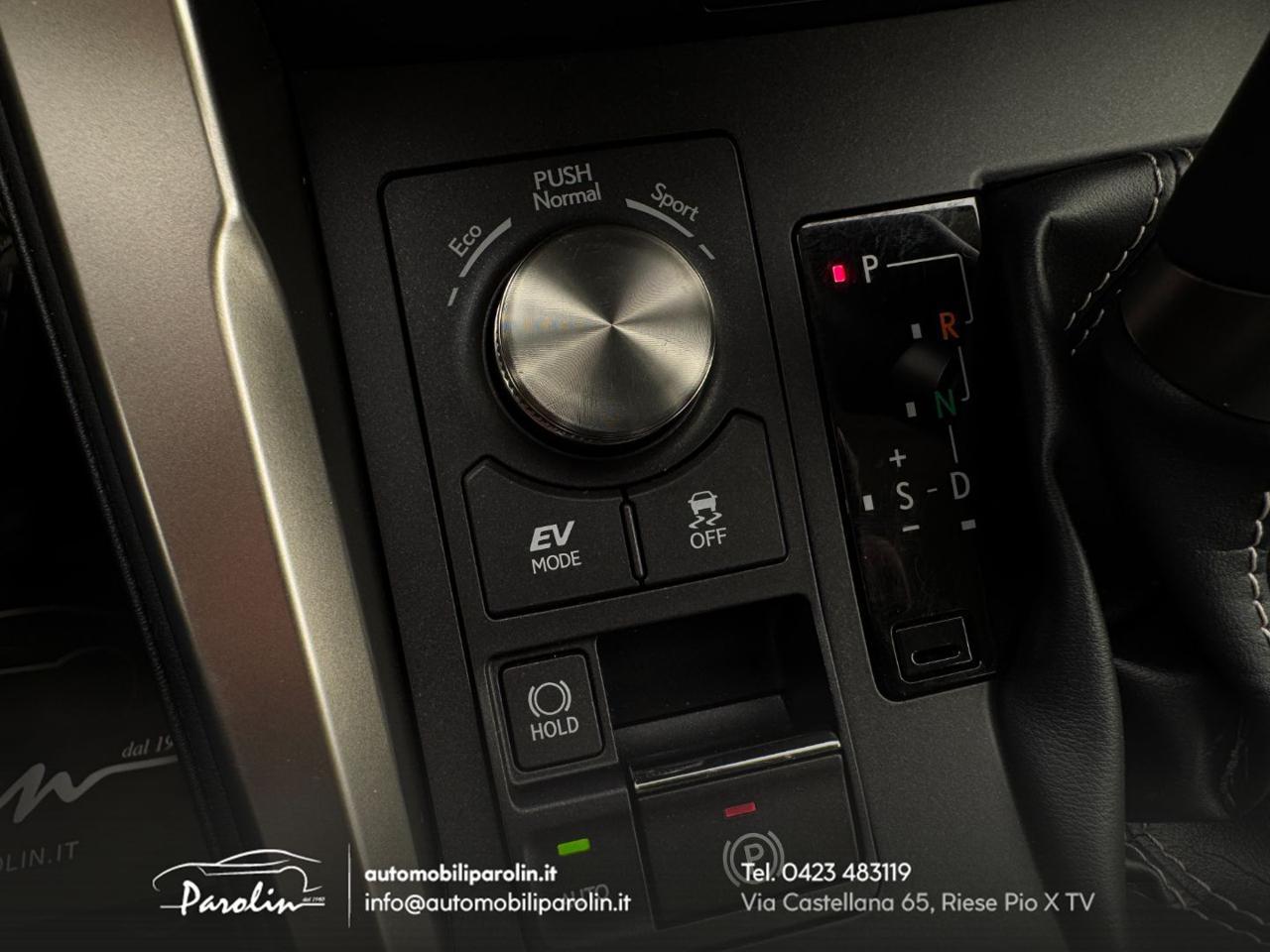 LEXUS NX 300h Hybrid 4WD Premium Pelle-CarPlay-Telecamera-ACC