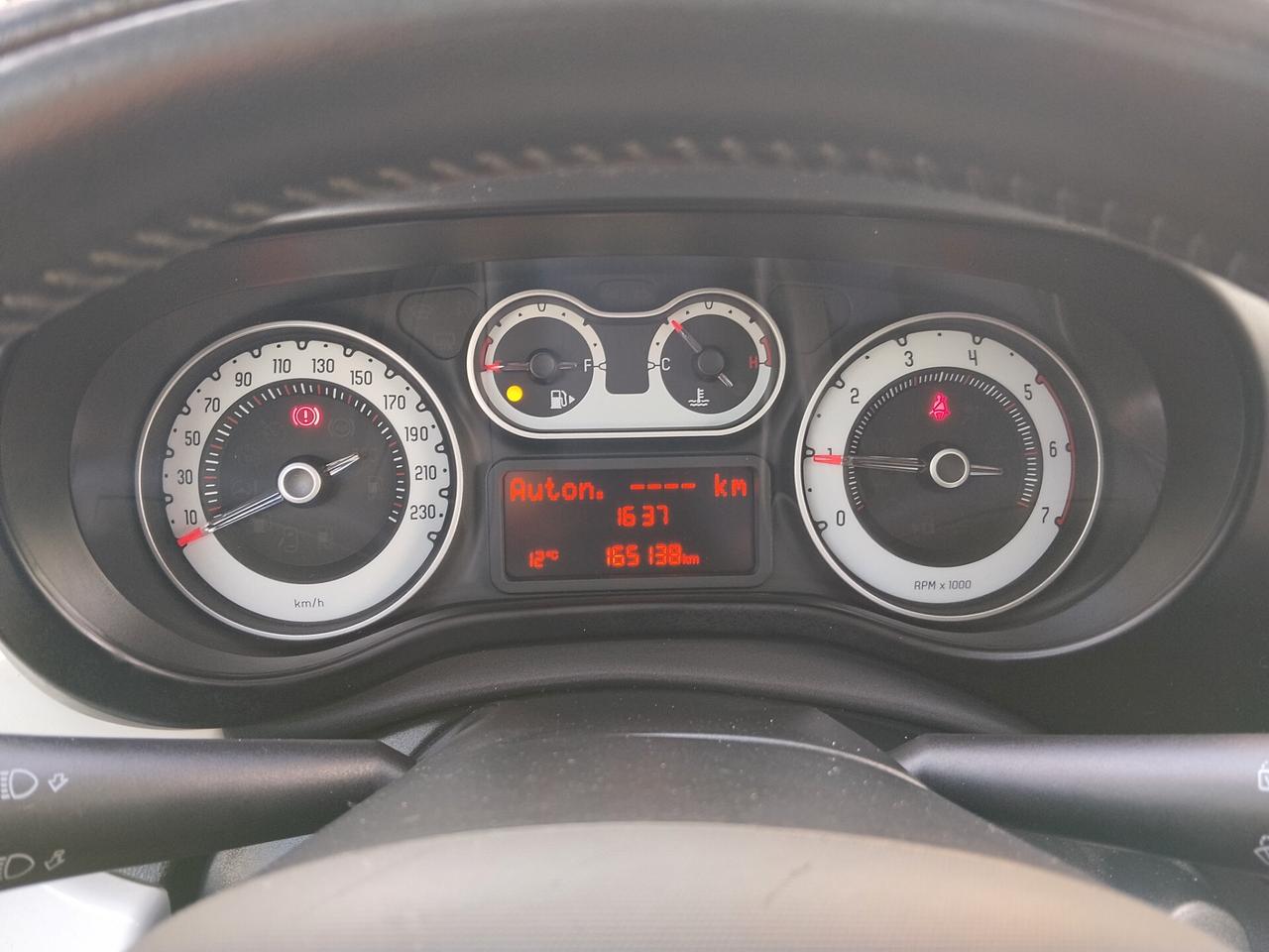 Fiat 500L 1.6 Multijet 105 CV Trekking