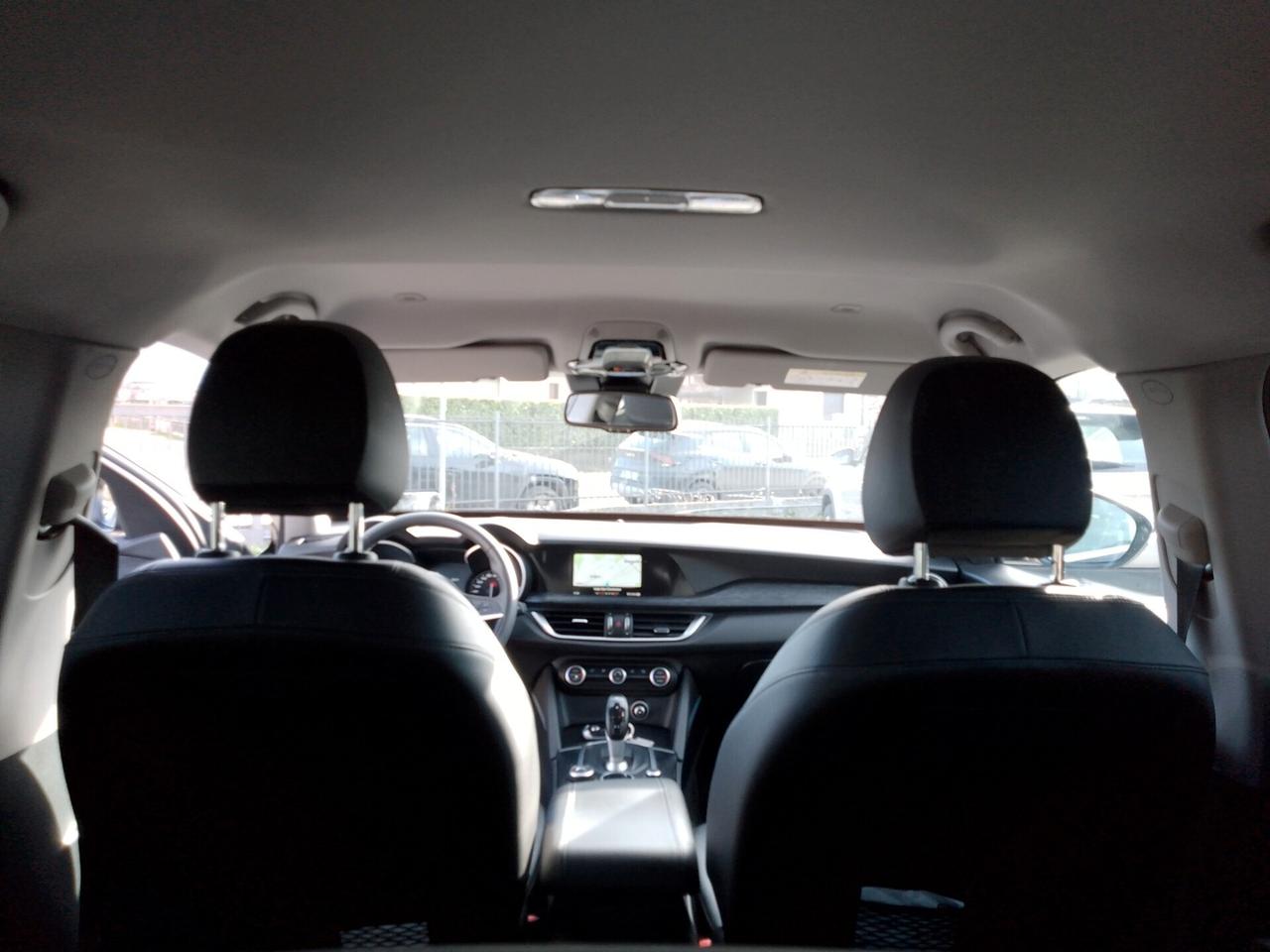 Alfa Romeo Stelvio 2.2 Turbodiesel 160 CV AT8