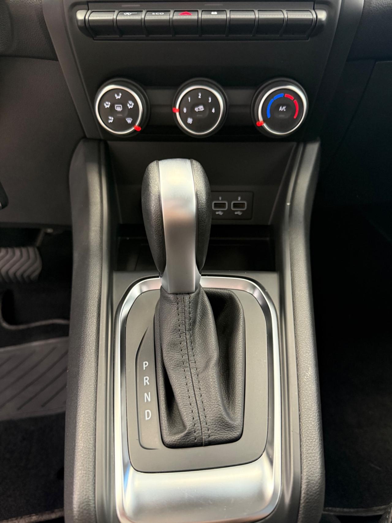 Renault Captur 1.5 DCI Intens115cv NAVI,FARI LED,BLUETOOTH,AZIENDALE RENAULT,KM CERTIFICATI,CAMBIO AUTOMATICO