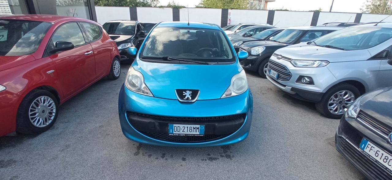 Peugeot 107 CAMBIO AUTOMATICO