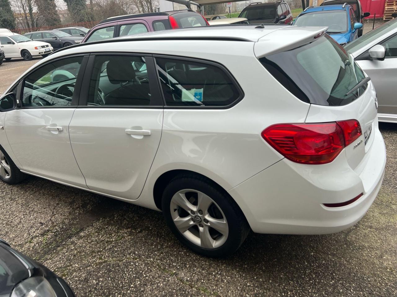 Opel Astra 1.7 CDTI 110CV Sports Tourer Elective