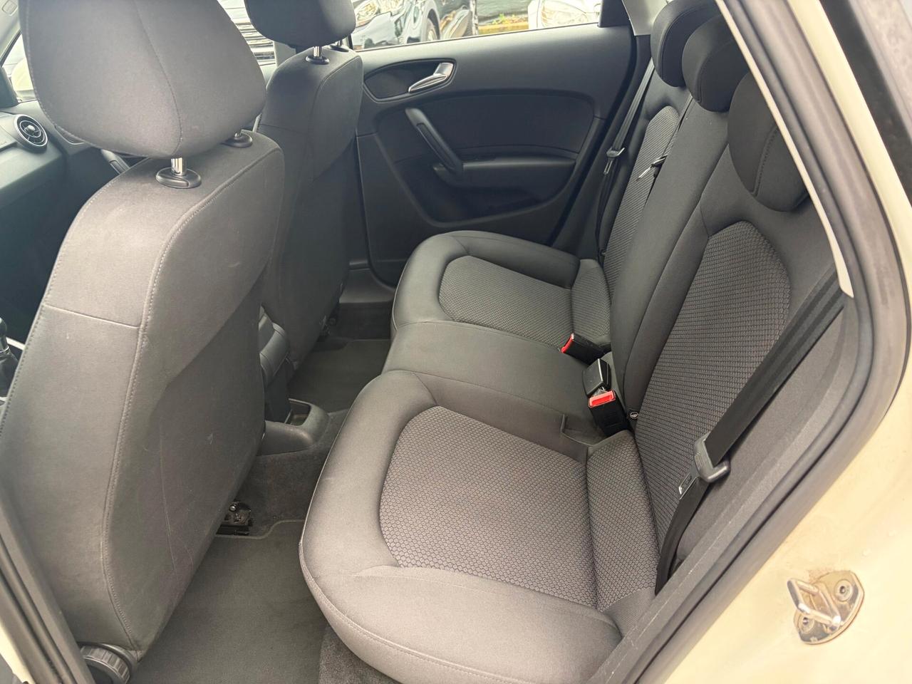 Audi A1 1.2 TFSI Attraction*NEOPATNETATI*EURO5