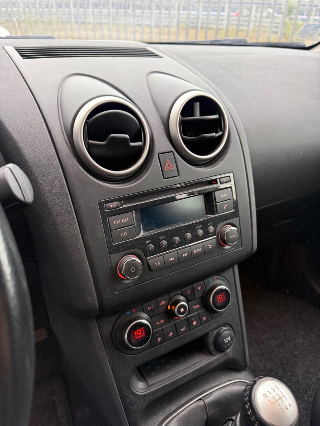 Nissan Qashqai 1.5 dCi DPF Tekna