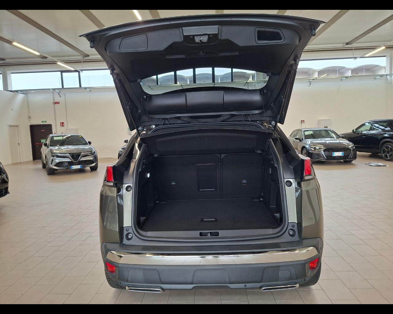 PEUGEOT 3008 2ª serie - 3008 PureTech Turbo 130 S&S EAT8 GT Line