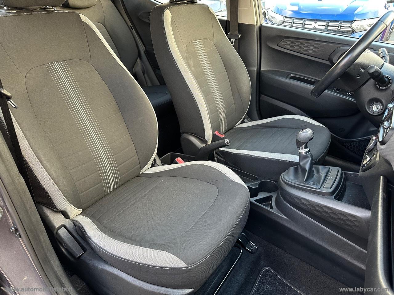 HYUNDAI i10 1.0 MPI Tech 26.000 KM