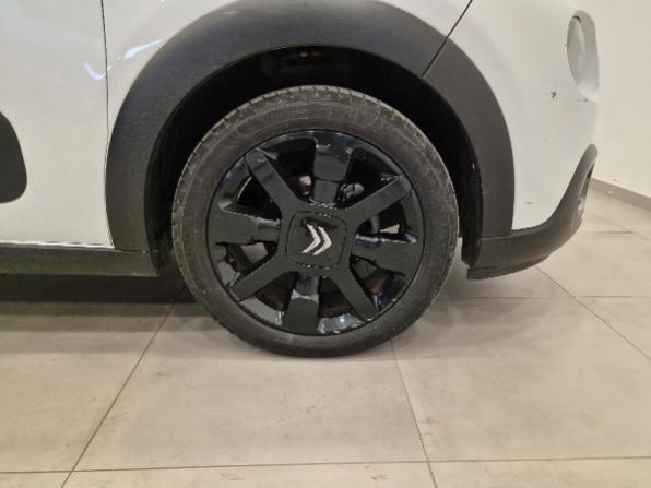 Citroen C3 1.2 puretech Shine 82cv - NEOPATENTATI - Cam - Carplay