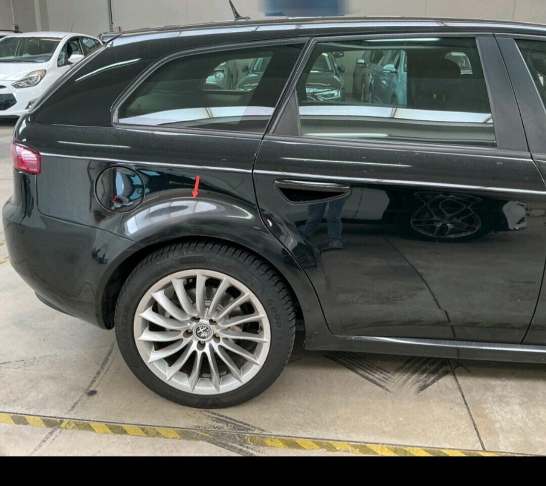 Alfa Romeo 159 2.0 JTDm 136 Cv Sportwagon Distinctive 2012