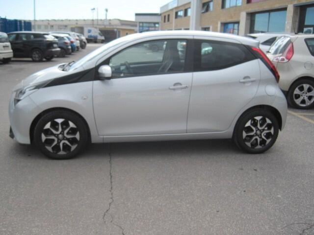 Toyota Aygo 1.0 VVT-i 72 CV 5 porte x-fun