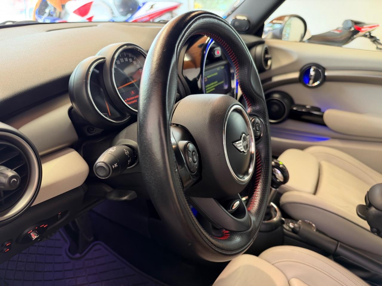 Mini 2.0 Cooper SD John Cooper works - Unipro