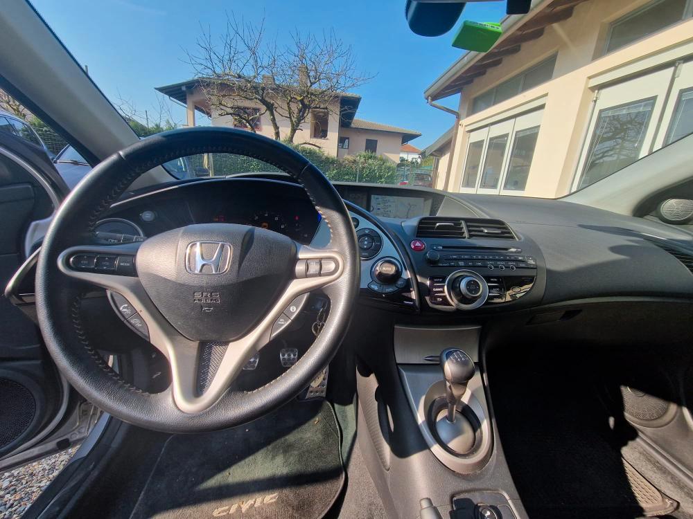 Honda Civic 5 Porte Civic 5p 1.8 i-vtec Exclusive Leather LE (executive) i-pilot i-shift