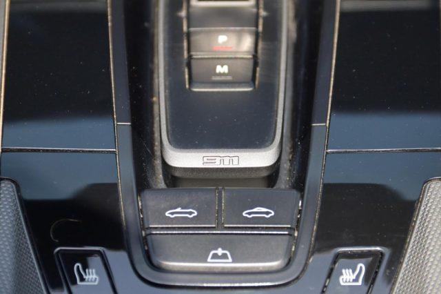 PORSCHE 911 992 Carrera 4 Cabriolet
