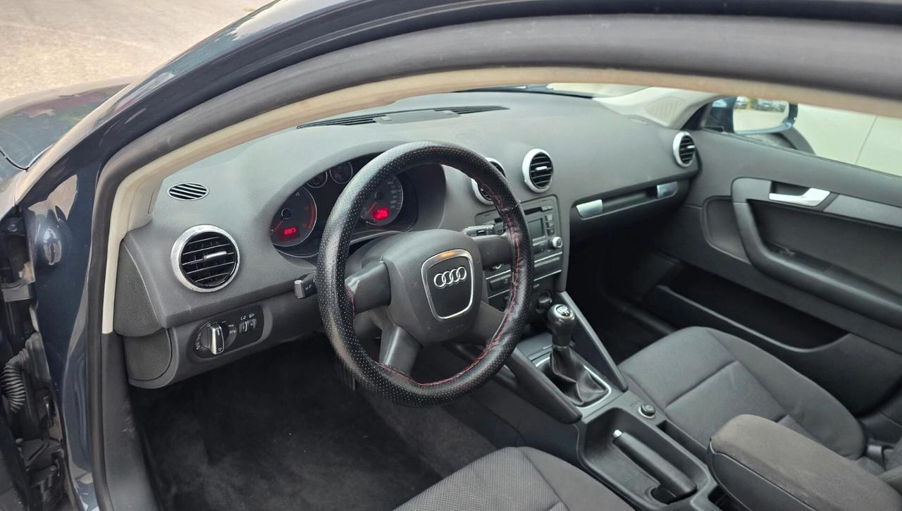 Audi A3 SPB 1.6 TDI 90 CV CR F.AP Ambiente