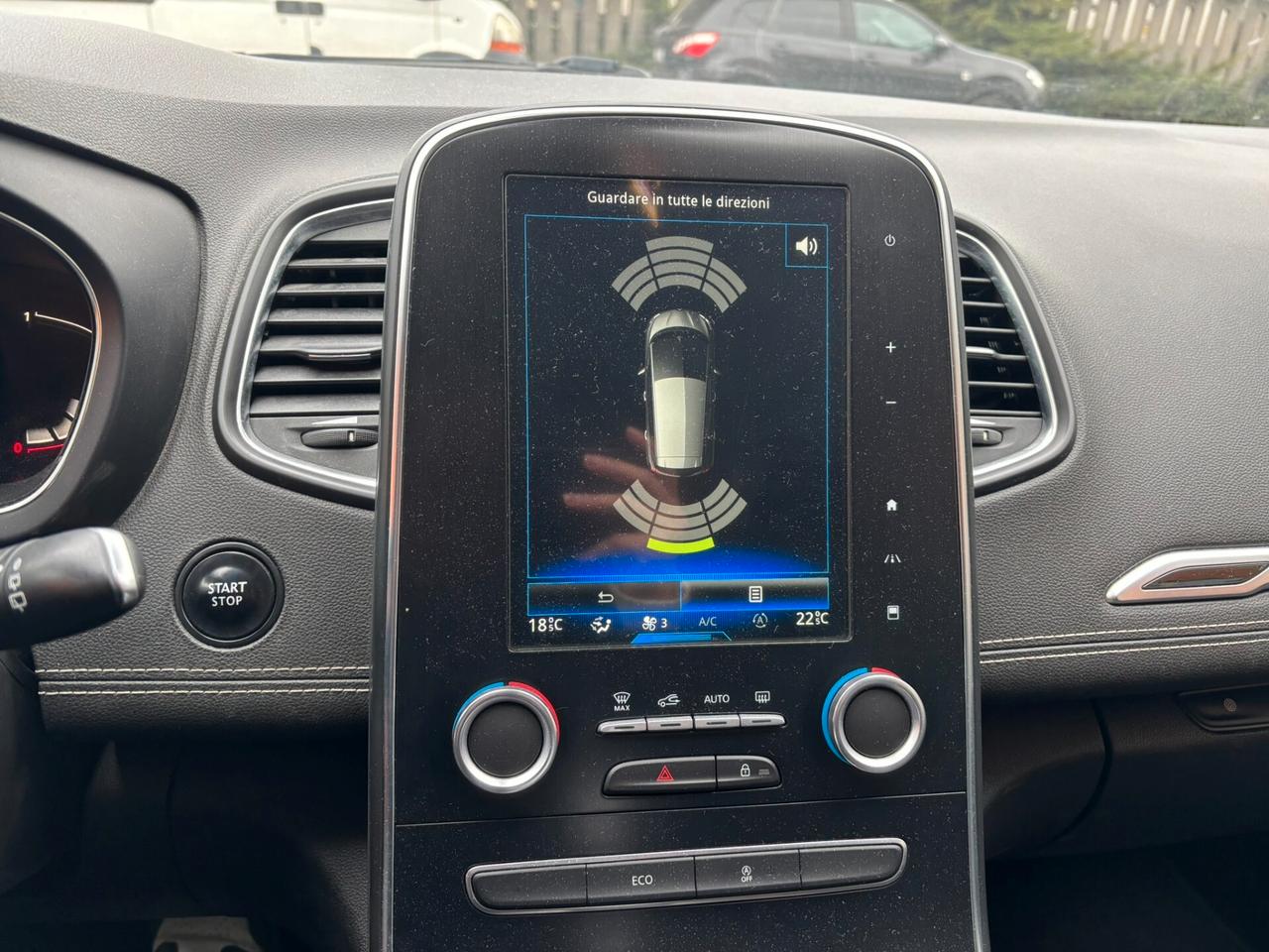 Renault Scenic Scénic dCi 8V 110 CV EDC Energy Bose