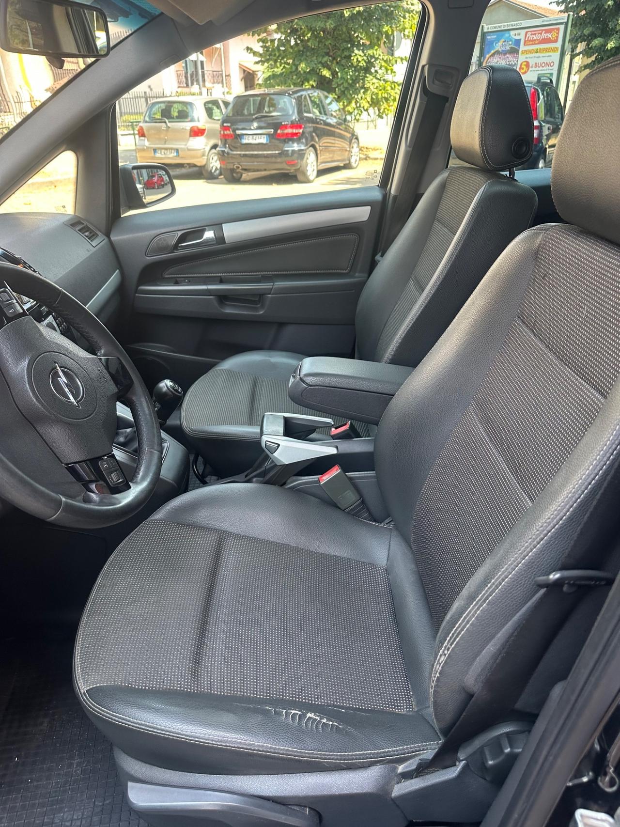 Opel Zafira 1.9 16V CDTI 150CV aut. Cosmo