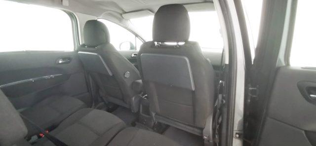 PEUGEOT 5008 1.6 VTi 120CV Tecno