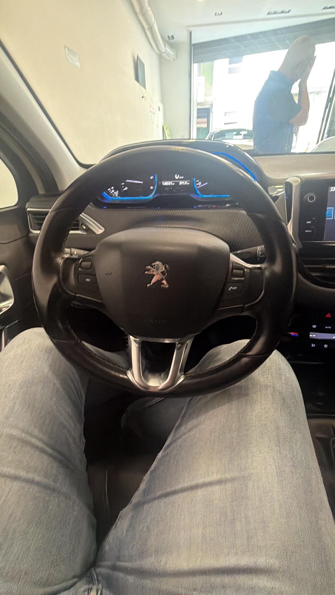 Peugeot 2008 BlueHDi 120 S&S Black Matt Limited Edition
