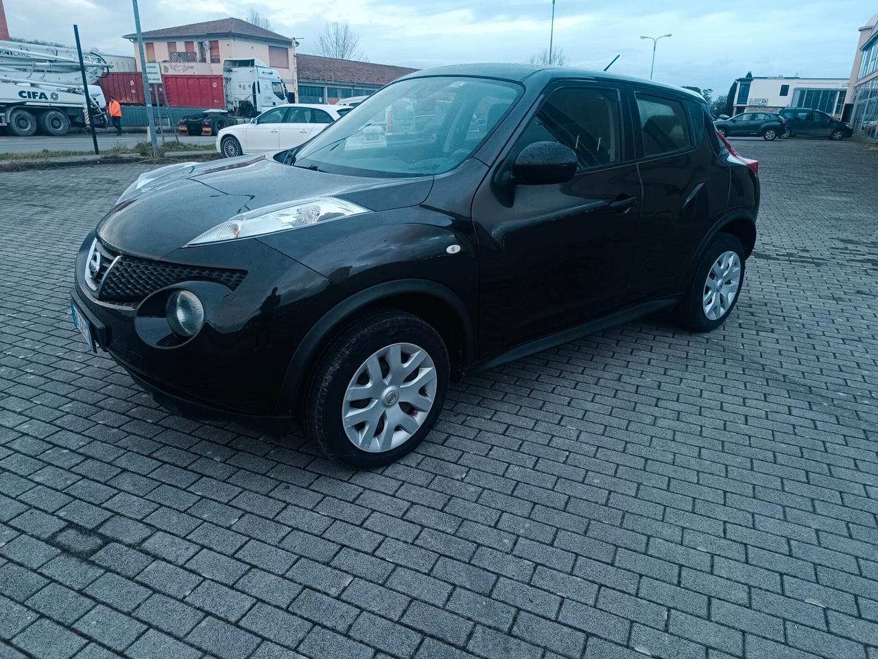 Nissan Juke 1.6 benzina SOLAMENTE 108.000 KM