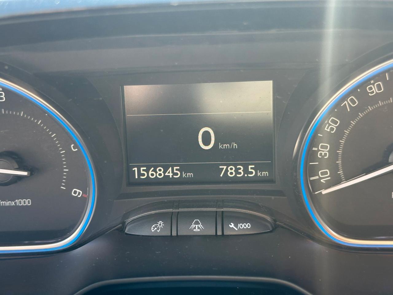 PEUGEOT 2008 ALLURE 1.6BlueHDI 120CV S&S EURO6B
