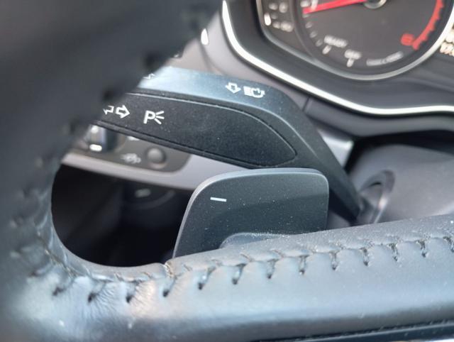 AUDI A4 *PROMO* Avant 30 TDI S tronic Business Sport