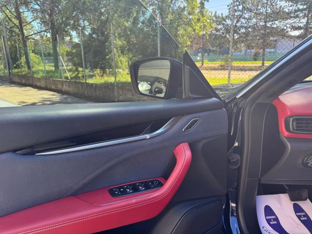 MASERATI Levante V6 Diesel 275 CV Q4 Granlusso