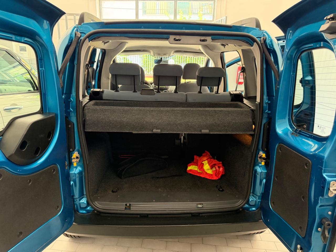 Peugeot Bipper Tepee 1.4 HDi 70CV Outdoor