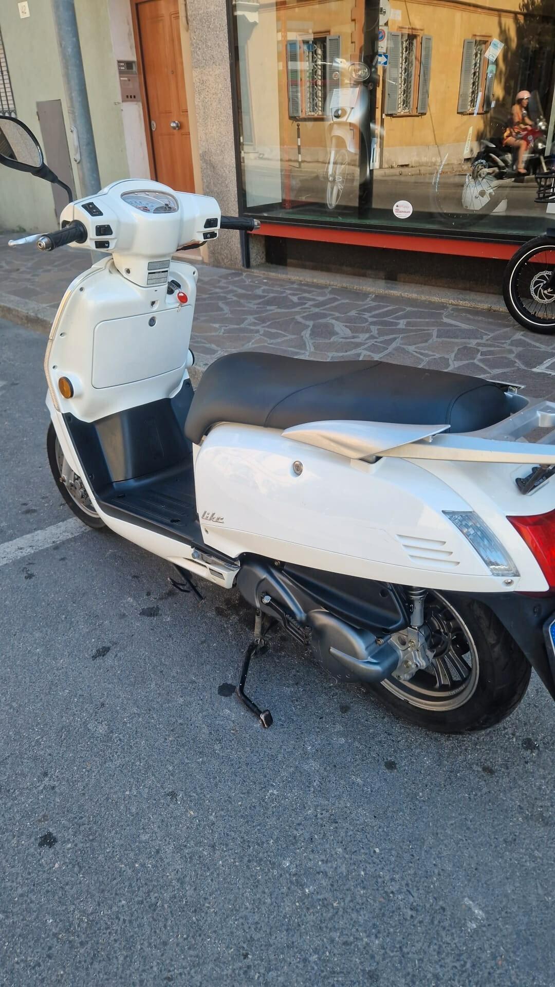 Kymco Like 125 - 10/2009 Bianco.