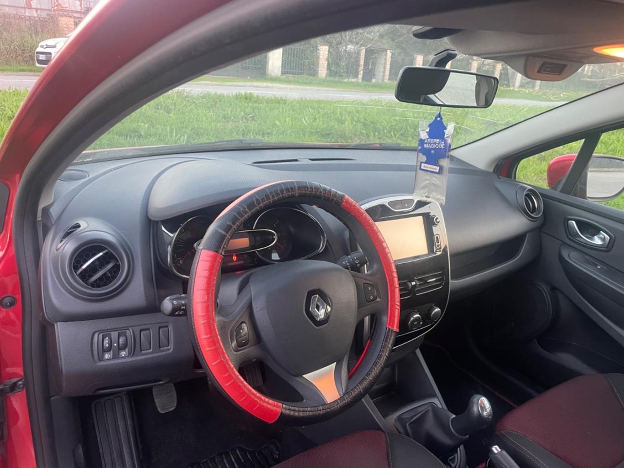 Renault Clio 1.2 75CV 5 porte Intens