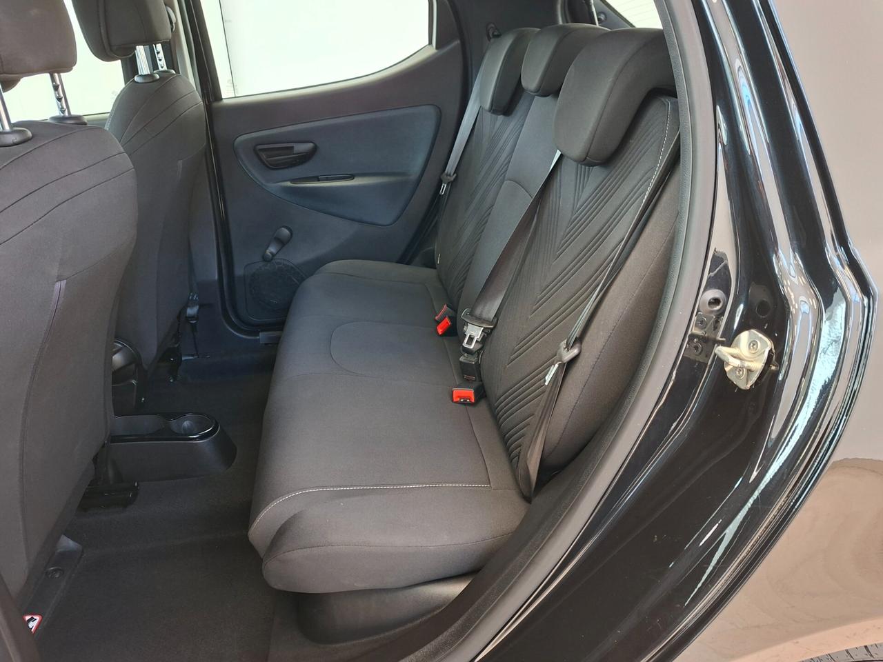 Lancia Ypsilon 1.0 FireFly 5 porte S&S Hybrid Gold