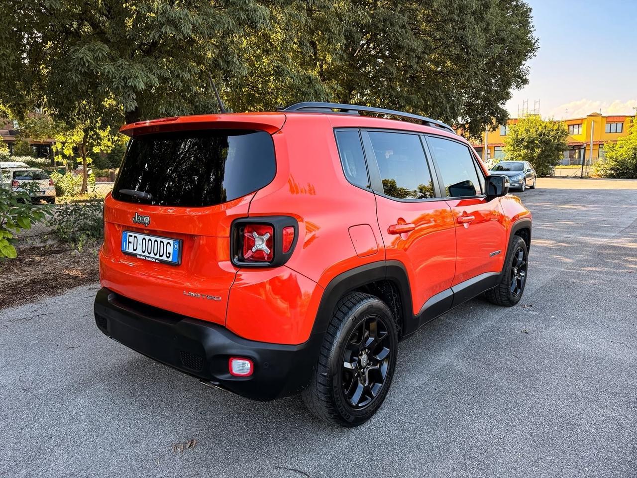 Jeep Renegade 1.6 Mjt 120 CV Dawn of Justice
