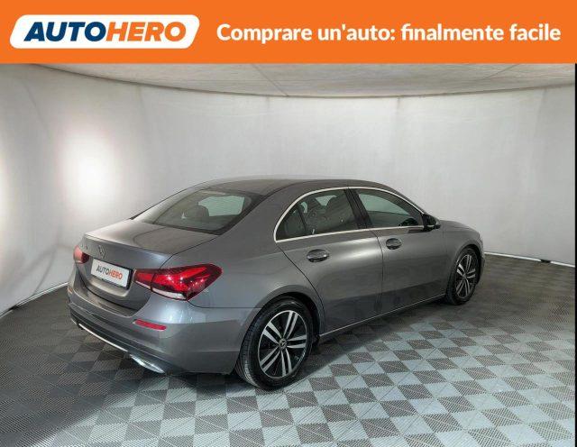 MERCEDES-BENZ A 180 d Automatic Progressive Advanced
