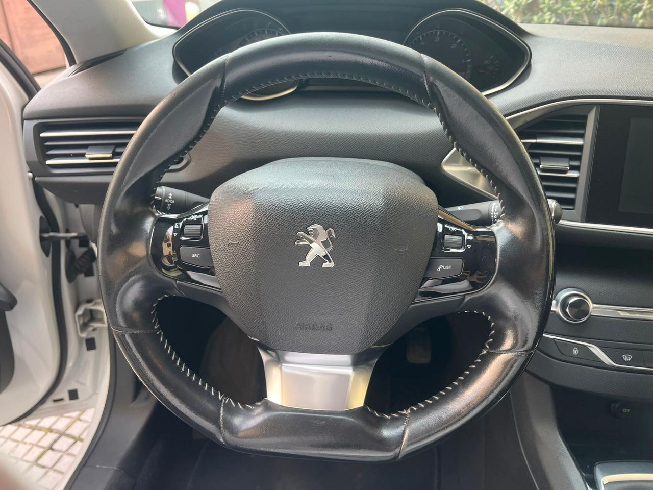 Peugeot 308 BlueHDi 120 S&S SW Business