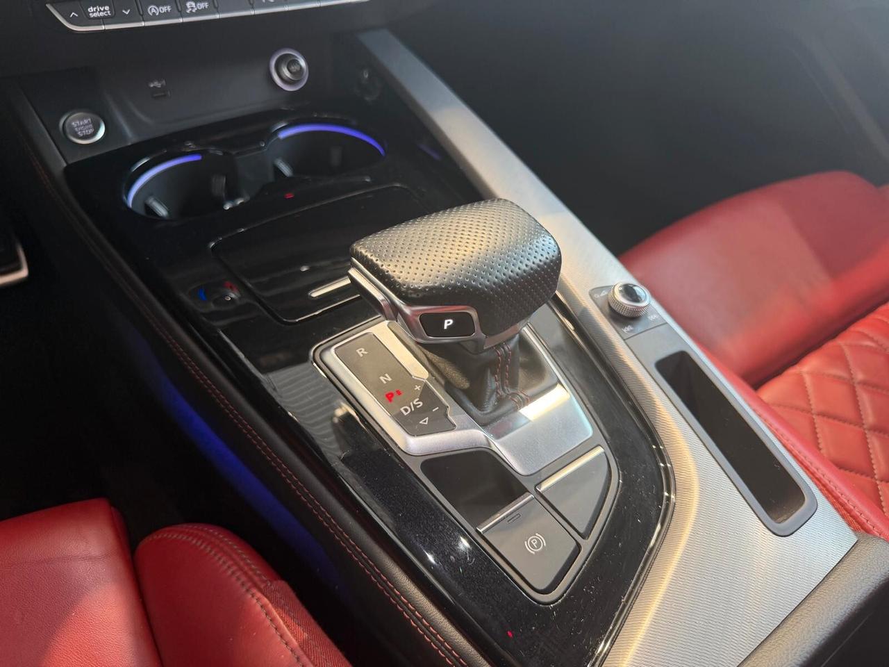 Audi A4 Avant 45 TDI quattro tiptronic S line edition