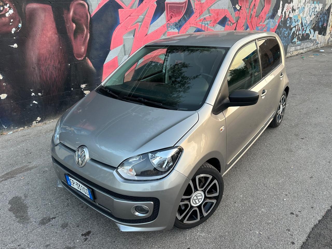 Volkswagen up! 1.0 75 CV 5p. high up