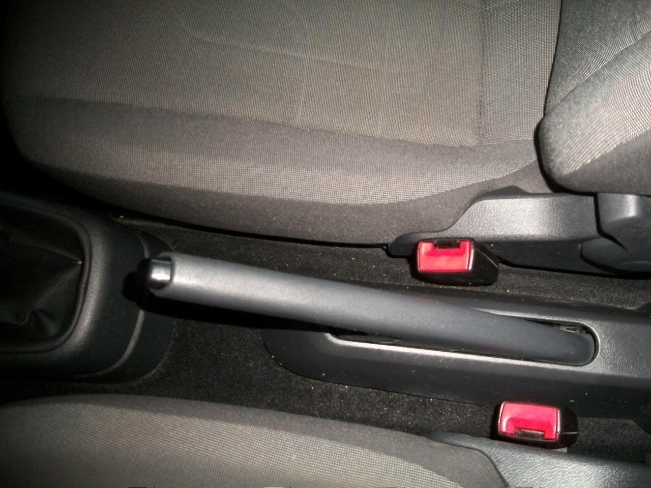 Volkswagen up! 1.0 5p. move ASG CC999 KW 44 HP 60 EURO 05 BENZINA GARANZIA UN ANNO N 08 GOMME E CERCHI E COPRI CERCHI ESTIVE E QUATRO QUATRO STAGIONI 95/100 SI NEOPATENTATI