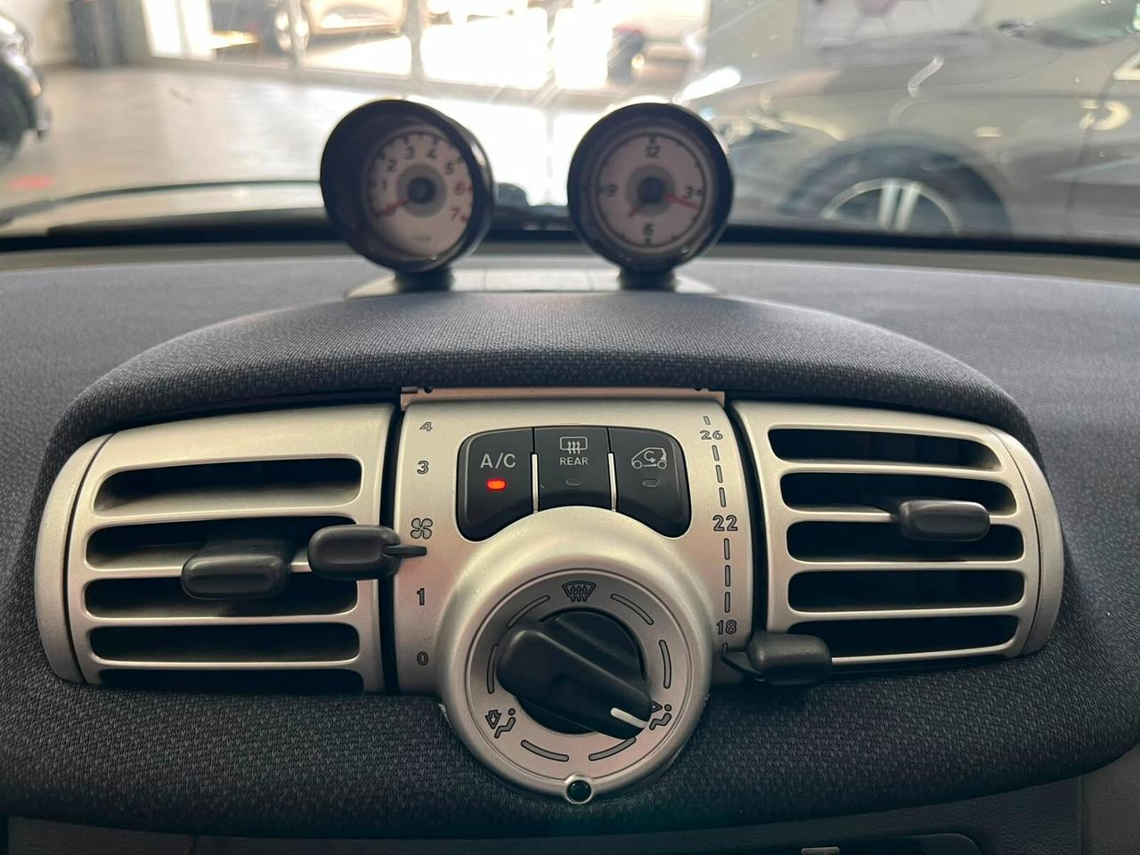 Smart ForTwo 1000 52 kW coupé passion