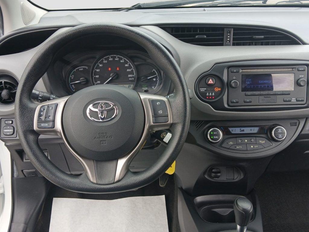 Toyota Yaris 1.5 Hybrid 5 porte Business