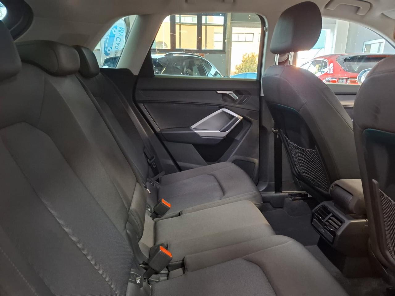 Audi Q3 35 Benzina Manuale